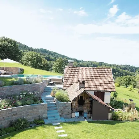 Prázdninový dům Haus Am Berg Inkl Privat Pool Wellness *